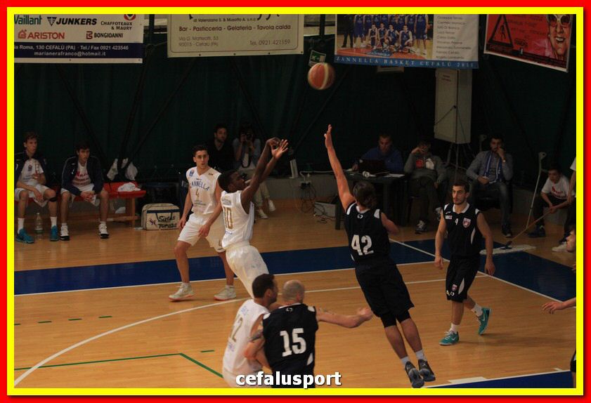 150412 sport 304_tn.jpg